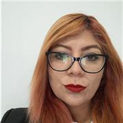 Maestra de informática para niños y adolescente